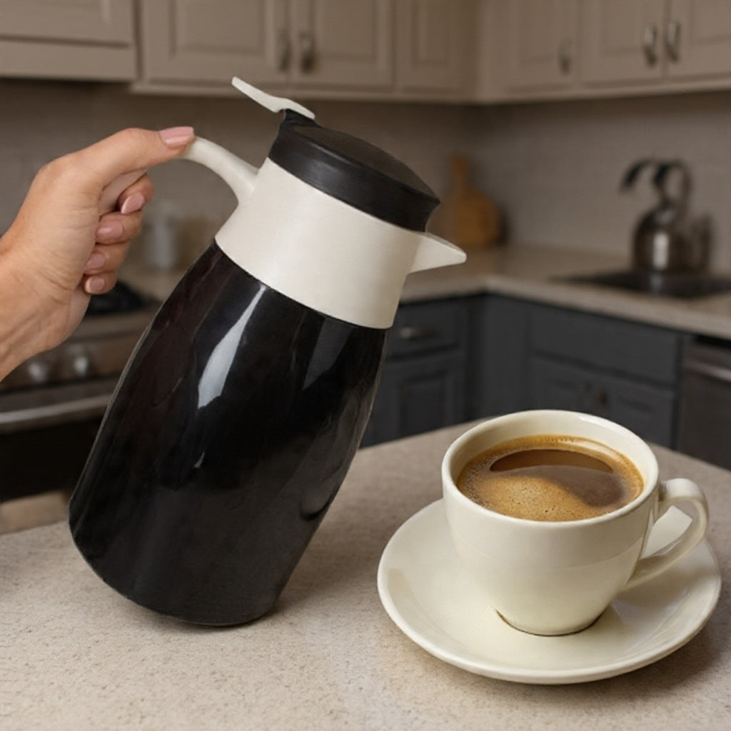‎Keeps drinks hot for hours, anytime, anywhere.