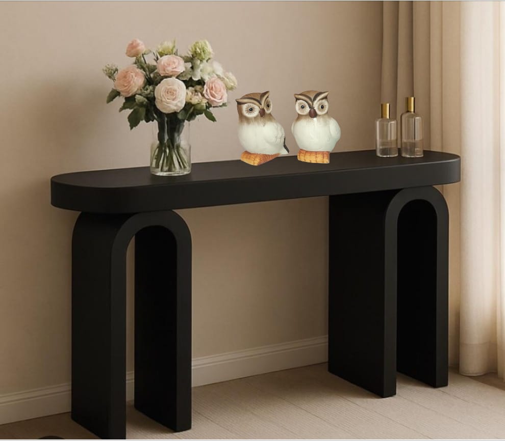 Livarno sculpted ceramic owls. A statement of timeless elegance
