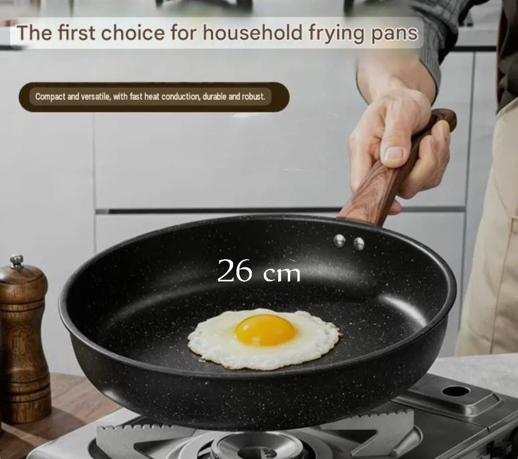 Household Frying Pan 26cm offers fast and even heat conduction.